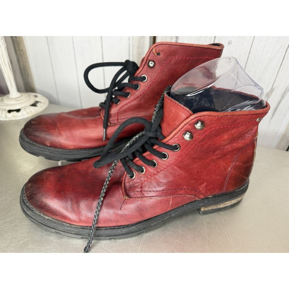 LOB Man Red Leather Shoes LOB Footwear Men’s Tie Up Boots Distressed Size 10